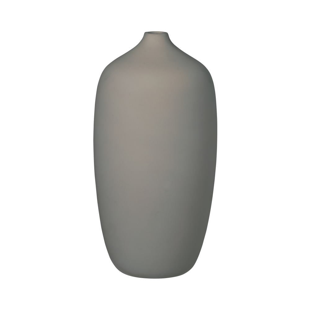 Ceola vas av keramik i färgen satellite och höjd 25 cm